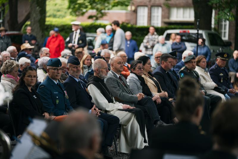 ../public/images/images/fotos/GroteHerdenking2024/13.jpg