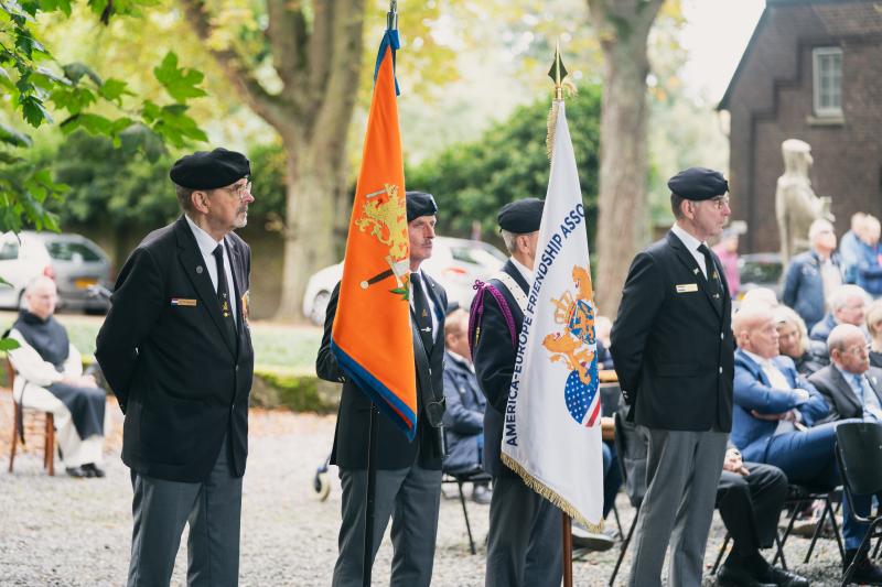 ../public/images/images/fotos/GroteHerdenking2024/14.jpg