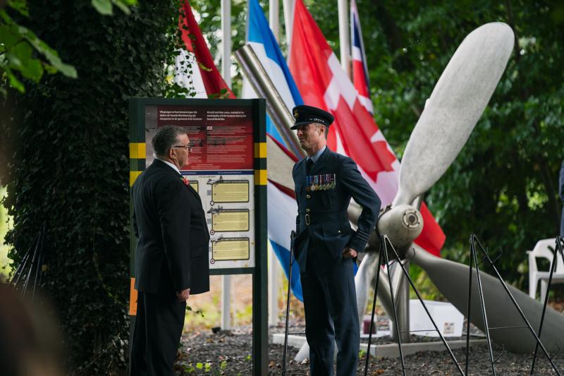 ../public/images/images/fotos/GroteHerdenking2024/2.jpg