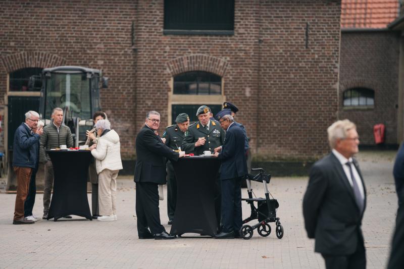 ../public/images/images/fotos/GroteHerdenking2024/58.jpg
