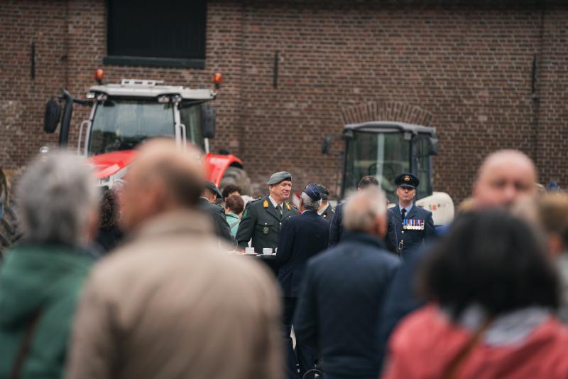 ../public/images/images/fotos/GroteHerdenking2024/60.jpg